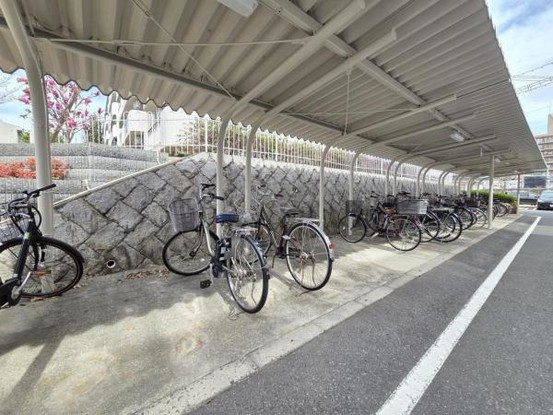 apartment 大阪府吹田市山田西２丁目
地図を見る