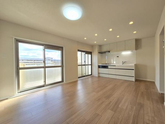 apartment 大阪府吹田市山田西２丁目
地図を見る