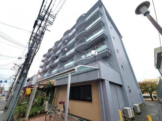 apartment 大阪府門真市浜町
地図を見る