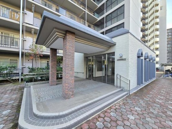 apartment 大阪府東大阪市加納７丁目
地図を見る