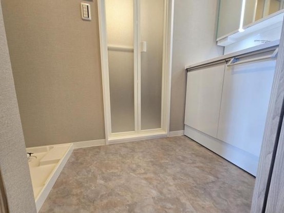 apartment 大阪府東大阪市加納７丁目
地図を見る