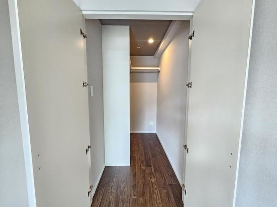 apartment 大阪府東大阪市西岩田３丁目
地図を見る