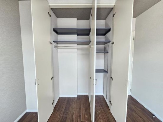 apartment 大阪府東大阪市西岩田３丁目
地図を見る