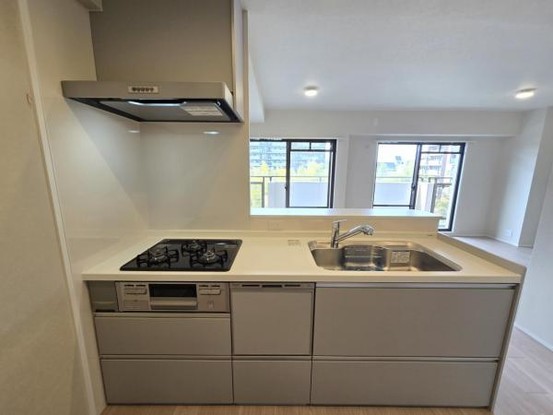 apartment 大阪府吹田市春日４丁目
地図を見る