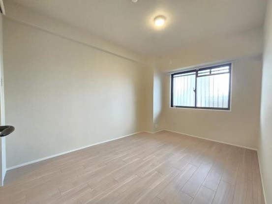 apartment 大阪府吹田市春日４丁目
地図を見る