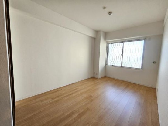 apartment 大阪府摂津市新在家２丁目
地図を見る