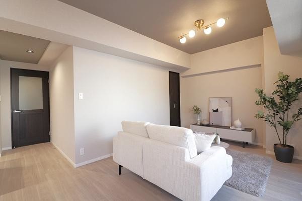 apartment 大阪府吹田市桃山台５丁目
地図を見る