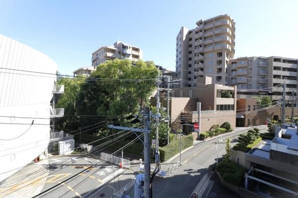 apartment 大阪府吹田市桃山台５丁目
地図を見る