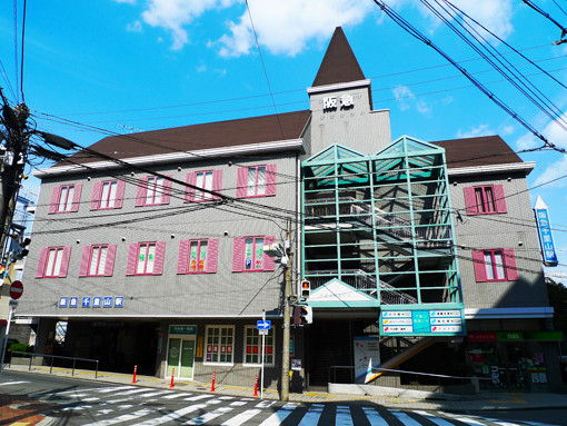 apartment 大阪府吹田市千里山月が丘
地図を見る