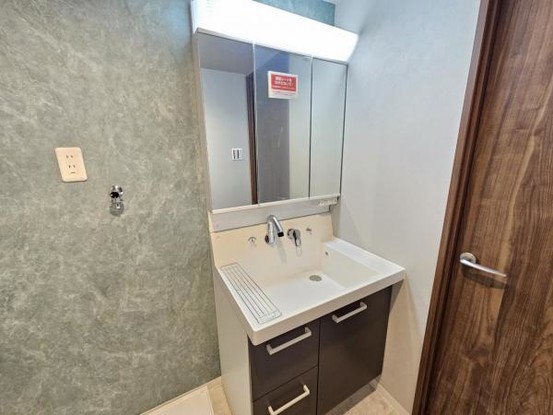 apartment 大阪府守口市京阪本通１丁目
地図を見る