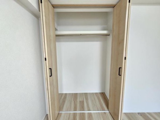 apartment 大阪府東大阪市西岩田３丁目
地図を見る