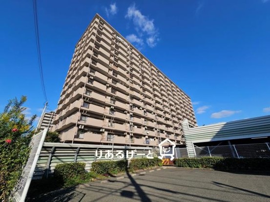 apartment 大阪府東大阪市西岩田３丁目
地図を見る