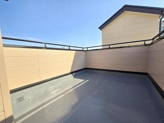 detached 大阪府門真市寿町
地図を見る