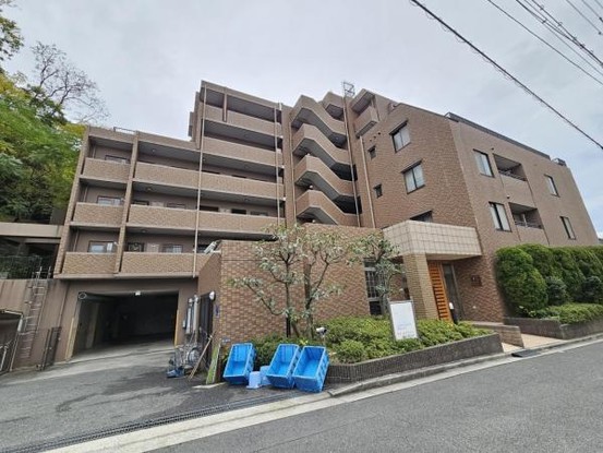 apartment 大阪府吹田市出口町
地図を見る
