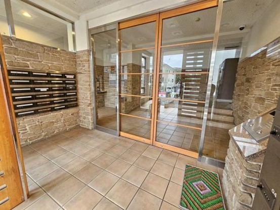 apartment 大阪府吹田市出口町
地図を見る