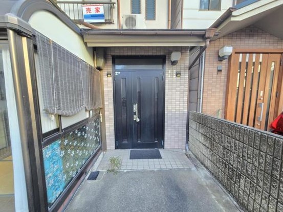 detached 大阪府摂津市鳥飼新町２丁目
地図を見る