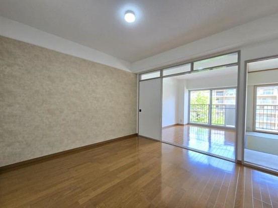 apartment 大阪府東大阪市菱屋西６丁目
地図を見る