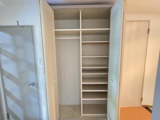 apartment 大阪府東大阪市菱屋西６丁目
地図を見る