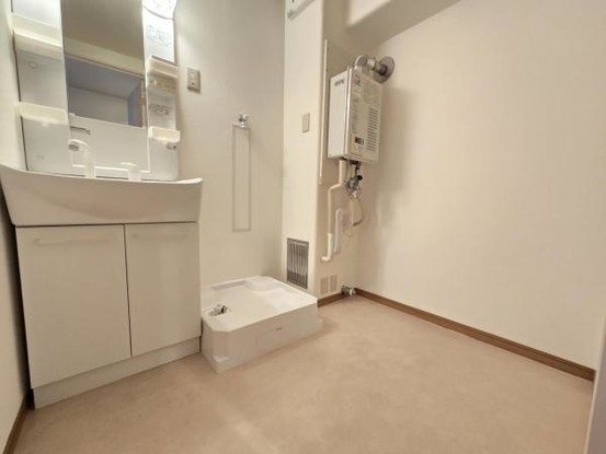 apartment 大阪府東大阪市菱屋西６丁目
地図を見る