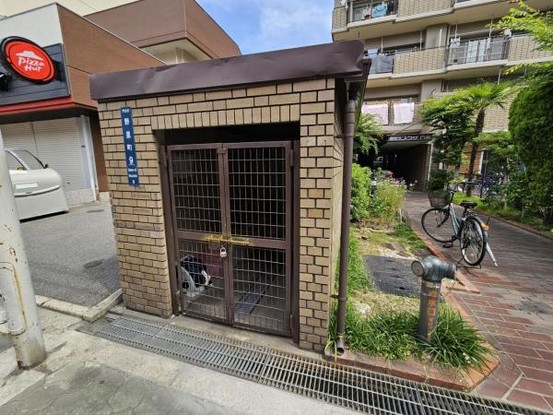 apartment 大阪府門真市野里町
地図を見る