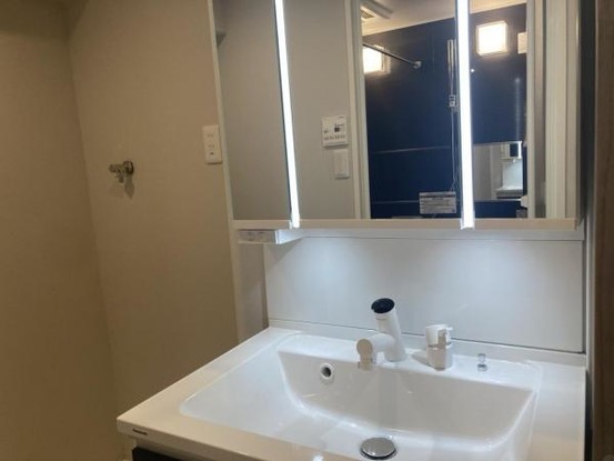 apartment 大阪府門真市野里町
地図を見る