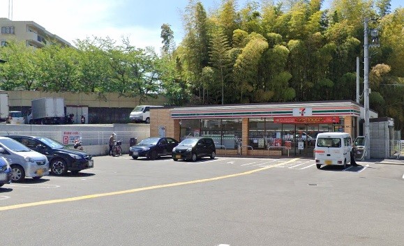 detached 大阪府吹田市山田東１丁目
地図を見る