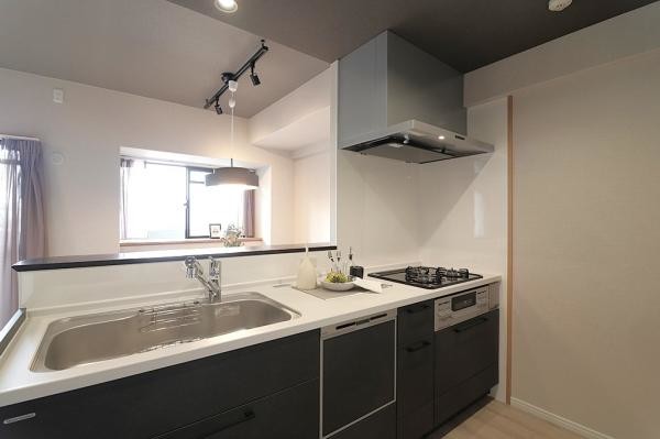 apartment 大阪府東大阪市御厨南３丁目
地図を見る