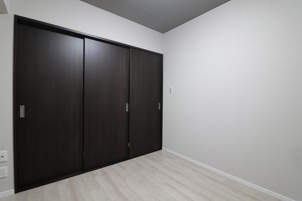 apartment 大阪府東大阪市御厨南３丁目
地図を見る