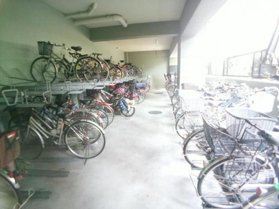 apartment 大阪府東大阪市御厨南３丁目
地図を見る