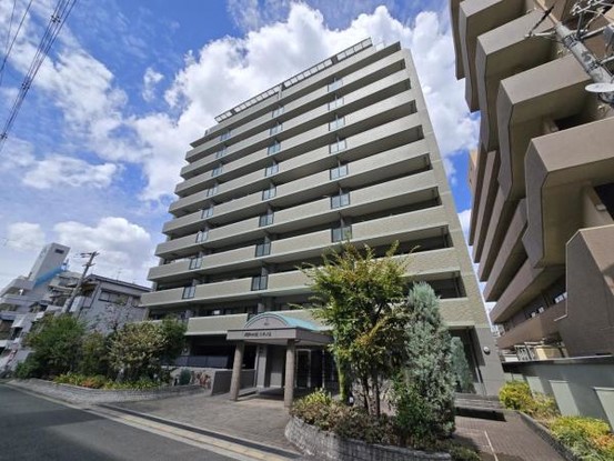 apartment 大阪府東大阪市御厨南３丁目
地図を見る