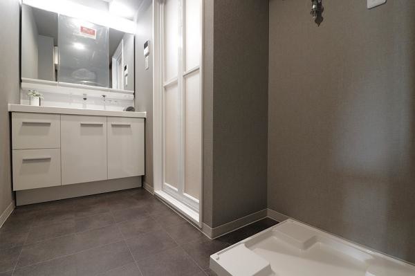 apartment 大阪府東大阪市御厨南３丁目
地図を見る