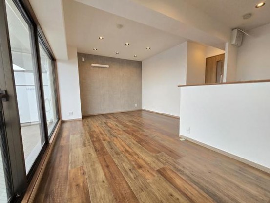 apartment 大阪府東大阪市日下町１丁目
地図を見る