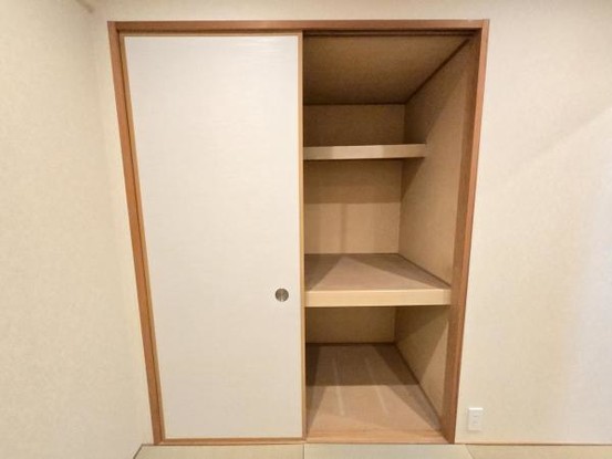 apartment 大阪府東大阪市日下町１丁目
地図を見る
