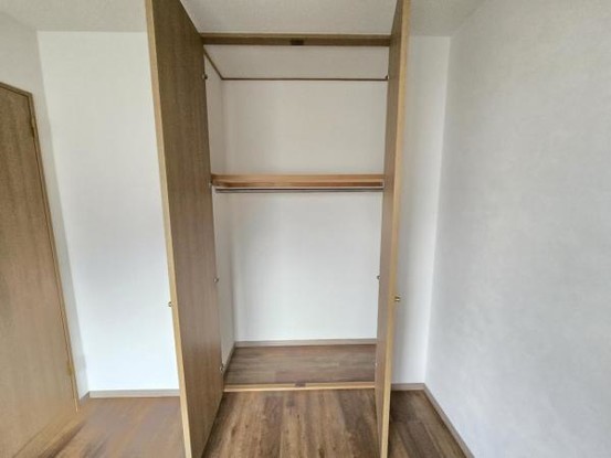 apartment 大阪府東大阪市日下町１丁目
地図を見る