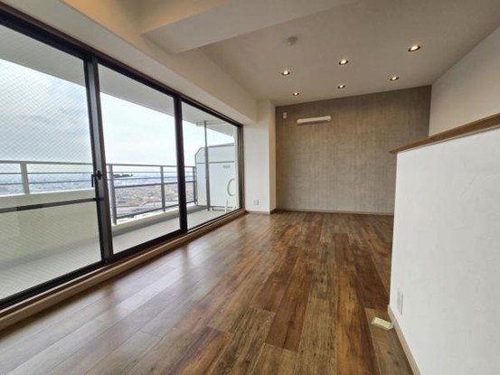 apartment 大阪府東大阪市日下町１丁目
地図を見る