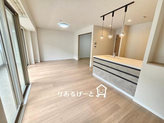 apartment 大阪府吹田市古江台５丁目
地図を見る