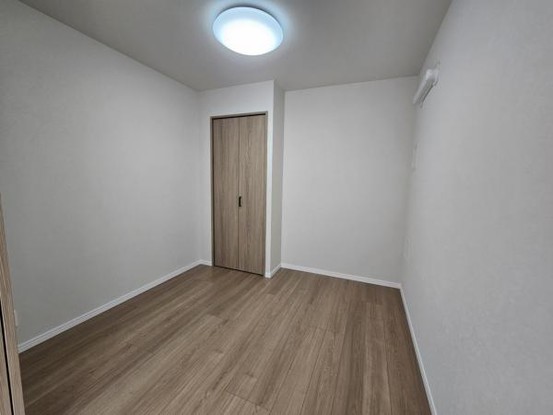 apartment 大阪府吹田市古江台５丁目
地図を見る