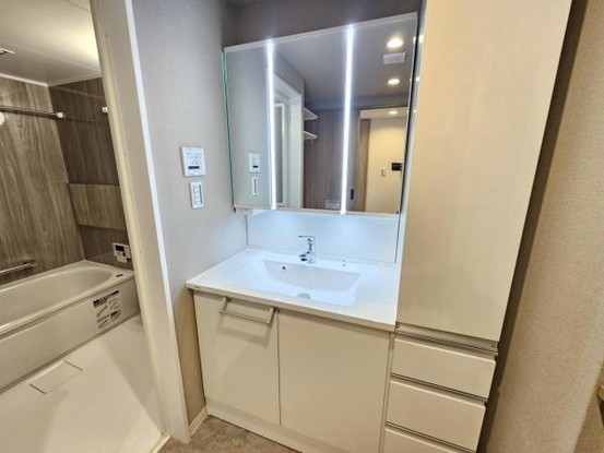 apartment 大阪府吹田市古江台５丁目
地図を見る