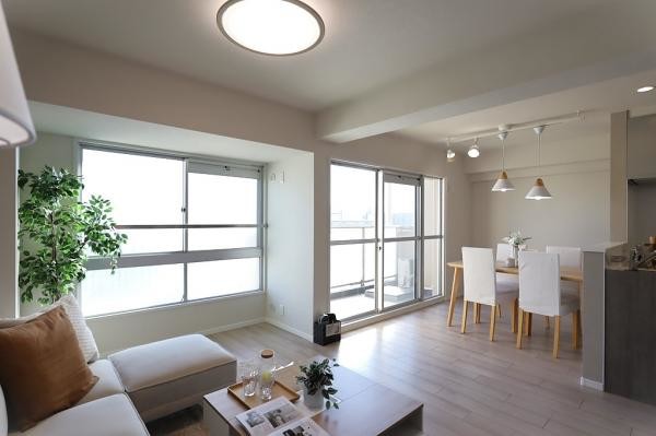 apartment 大阪府東大阪市菱屋西５丁目
地図を見る