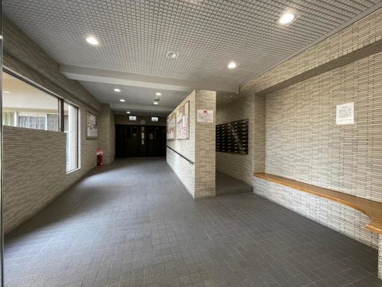 apartment 大阪府東大阪市菱屋西５丁目
地図を見る