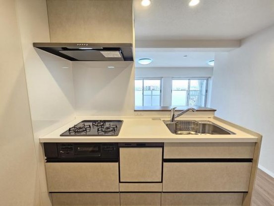 apartment 大阪府吹田市千里山松が丘
地図を見る