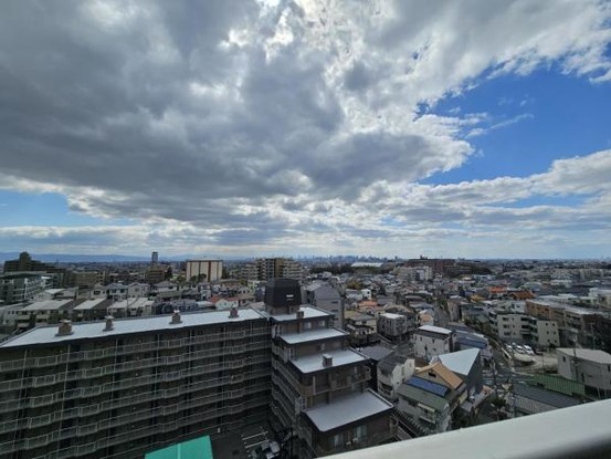 apartment 大阪府吹田市千里山松が丘
地図を見る