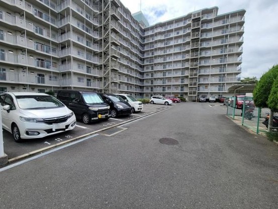 apartment 大阪府吹田市千里山松が丘
地図を見る
