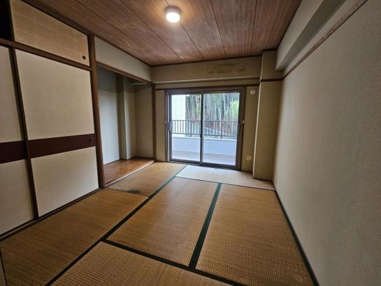 apartment 大阪府東大阪市上石切町２丁目
地図を見る