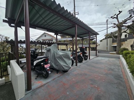 apartment 大阪府東大阪市上石切町２丁目
地図を見る