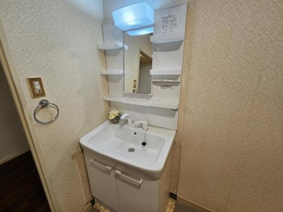 apartment 大阪府東大阪市上石切町２丁目
地図を見る