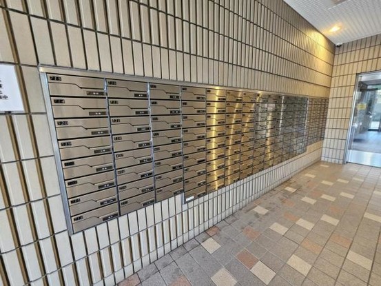 apartment 大阪府東大阪市岩田町３丁目
地図を見る