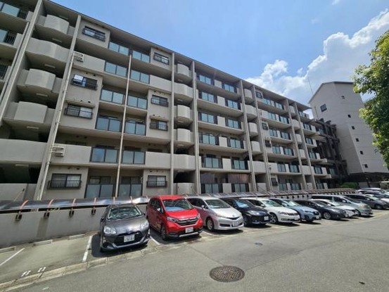 apartment 大阪府吹田市春日２丁目
地図を見る