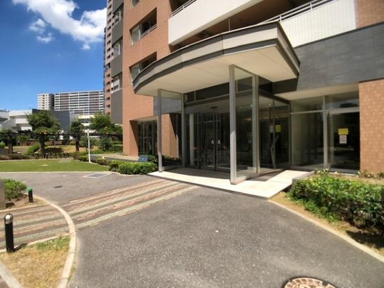 apartment 大阪府守口市大日東町
地図を見る