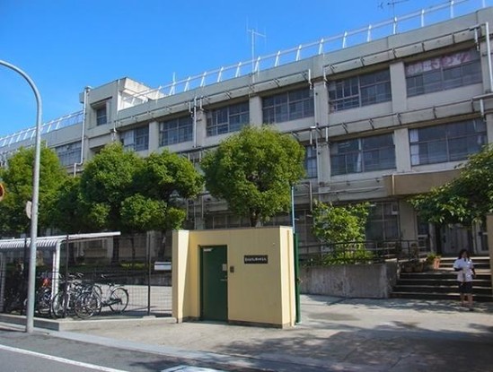 apartment 大阪府東大阪市友井５丁目
地図を見る